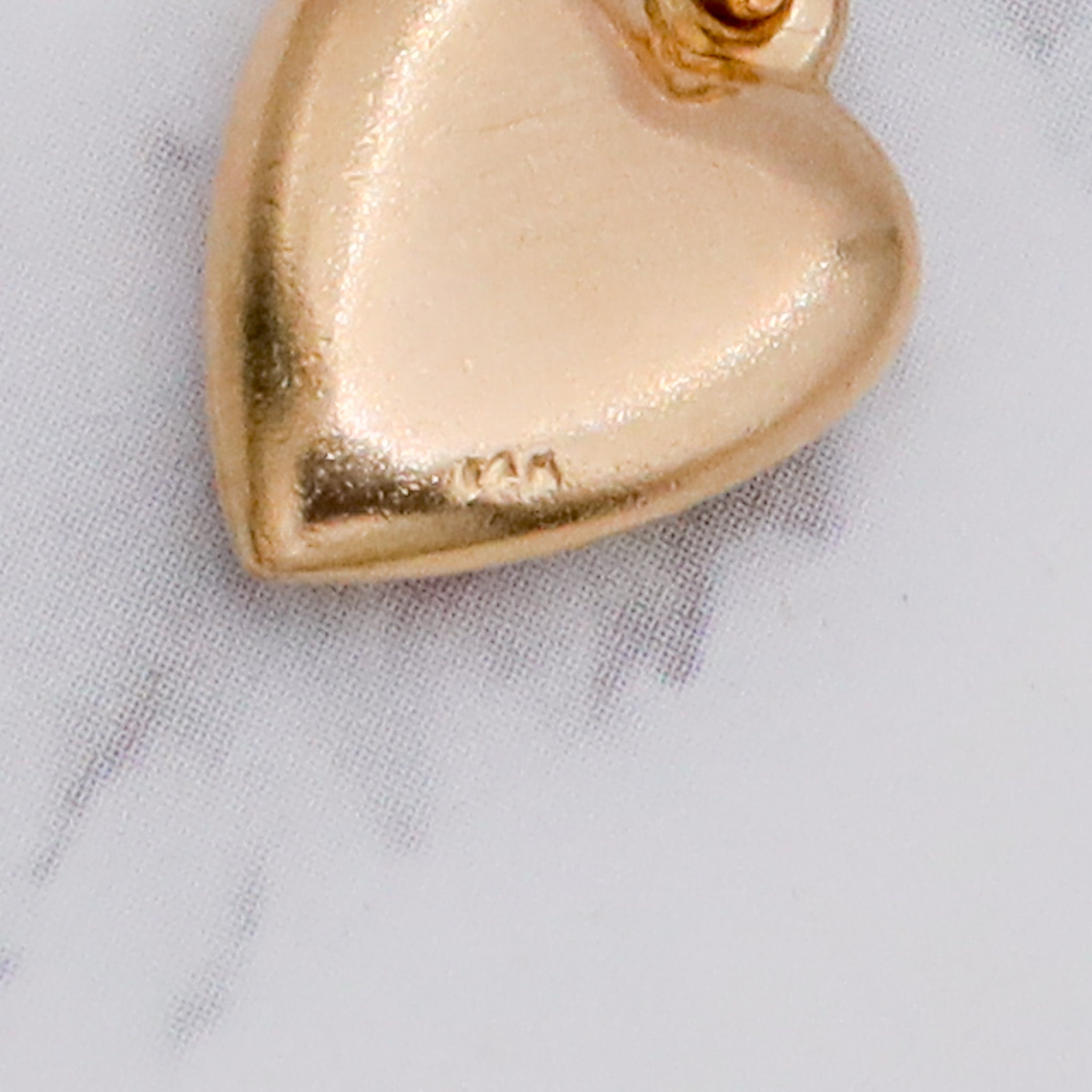 Vintage 14k gold puffy heart charm